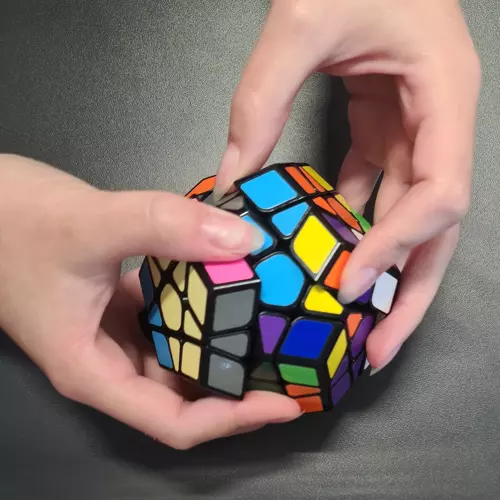 Rubik dodekaéder 12 oldalú bűvös kocka – fejlesztő logikai játék (WNDR19886) - Image 3