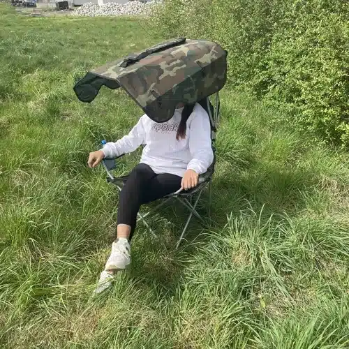 Horgászszék állítható árnyékolóval – kényelmes és masszív kialakítás (WNDR23672) - Image 6