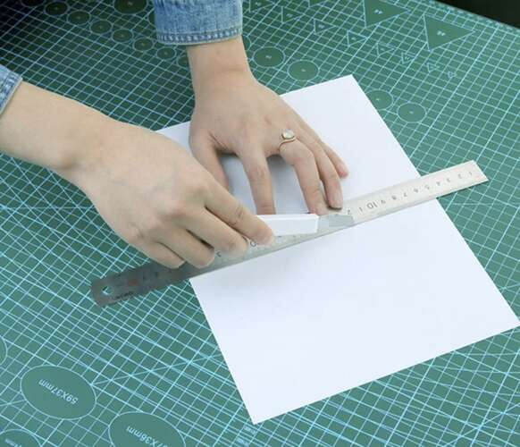 Öngyógyuló vágómatrica A2 méret, csúszásmentes, tartós PVC - 45x60 cm (WNDR24340) - Image 5