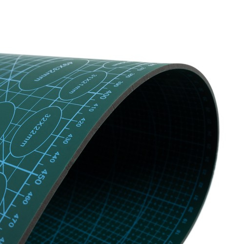 Öngyógyuló vágómatrica A2 méret, csúszásmentes, tartós PVC - 45x60 cm (WNDR24340) - Image 8