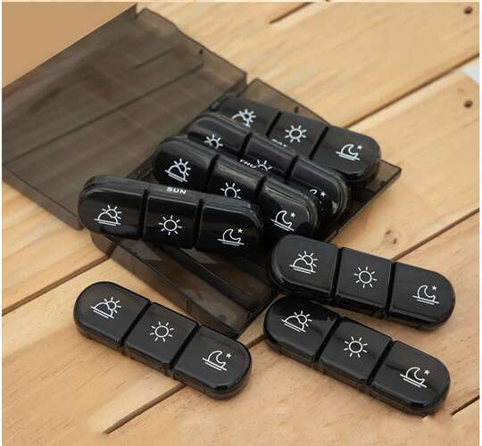 Hét napos gyógyszeradagoló, 7 tárolóval, három részre osztva (WNDR24287) - Image 2